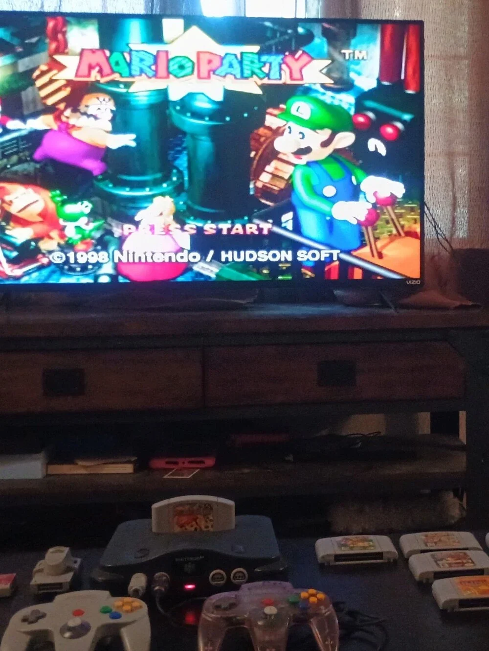 Nintendo N64 Console Bundle 2 Controllers And 7 Games